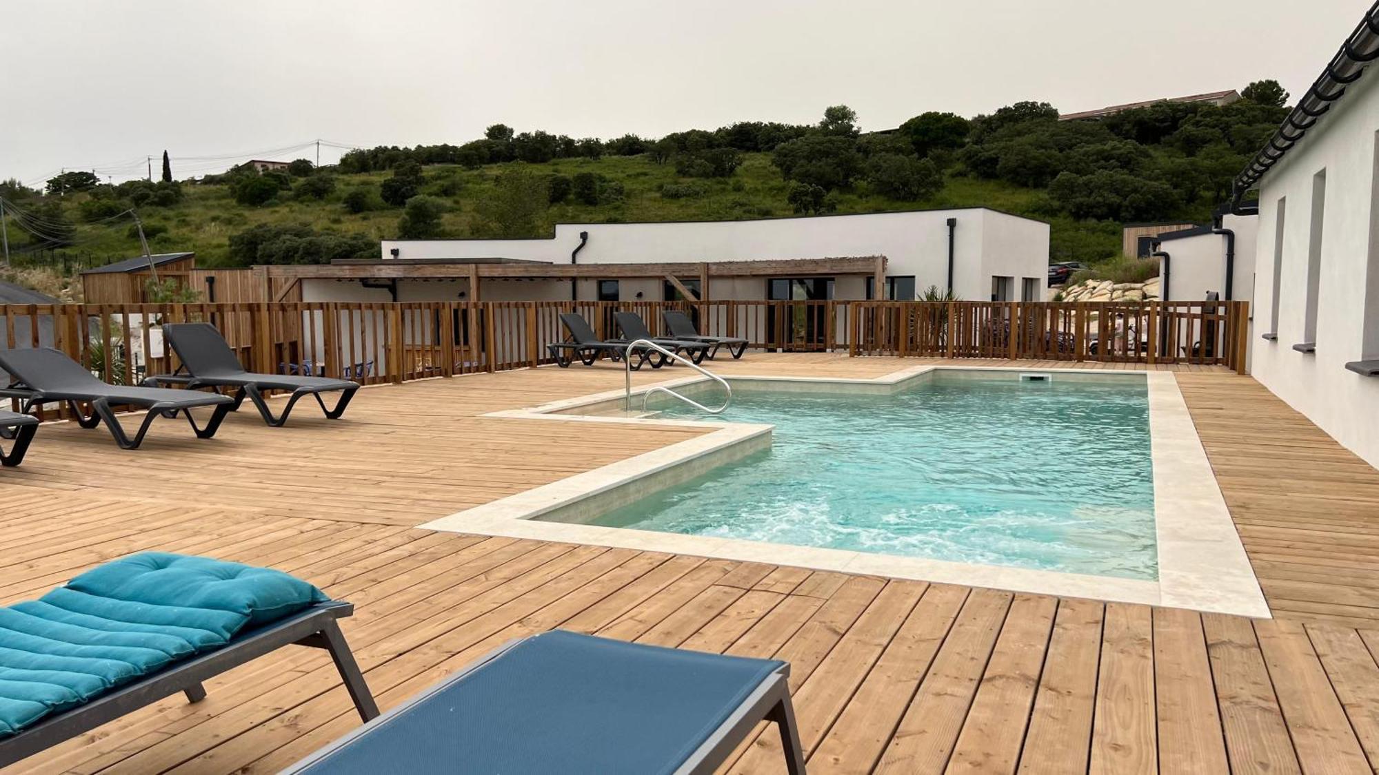 Camping Les Lodges Du Lagon Calvisson Exteriör bild