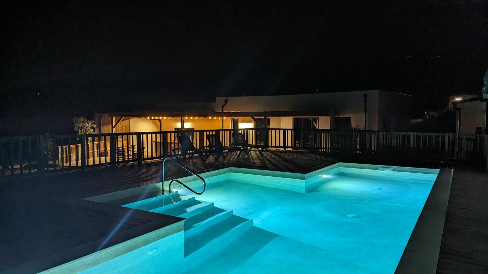Camping Les Lodges Du Lagon Calvisson Exteriör bild